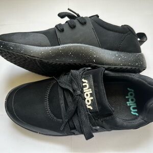 Women’s Black Snibbs nursing shoes